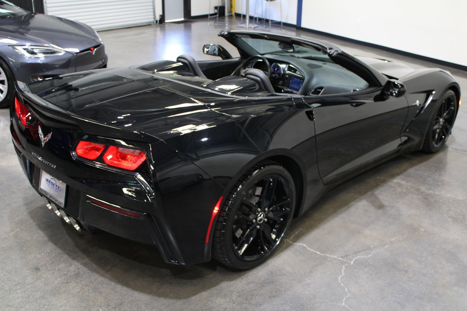 Used 2014 Chevrolet Corvette Stingray Convertible w/ 3LT Preferred Equipment Group RWD image 17