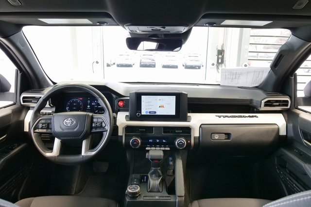 Used 2024 Toyota Tacoma TRD Off-Road image 18