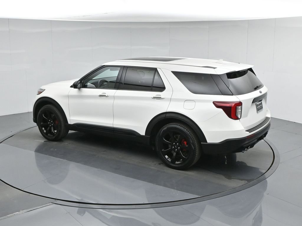 Certified 2022 Ford Explorer ST w/ ST Street Pack image 45