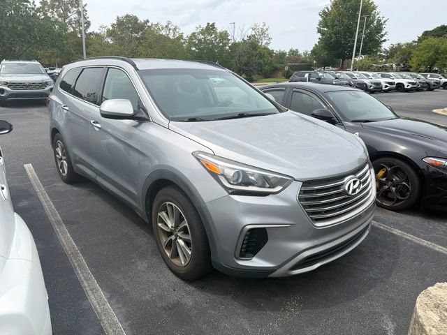 Used 2017 Hyundai Santa Fe SE FWD image 5