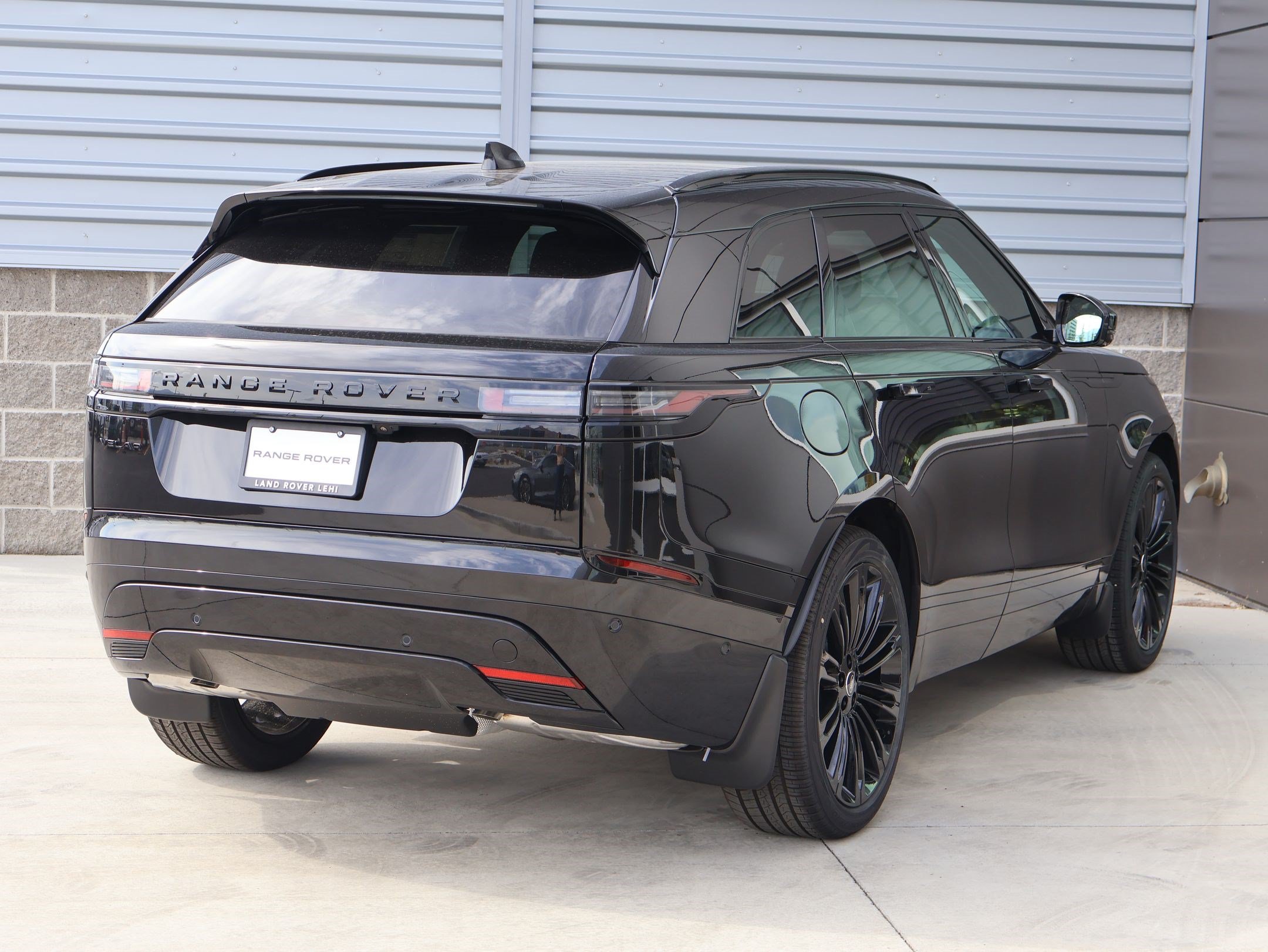 New 2026 Land Rover Range Rover Velar Belgravia AWD/4WD image 5