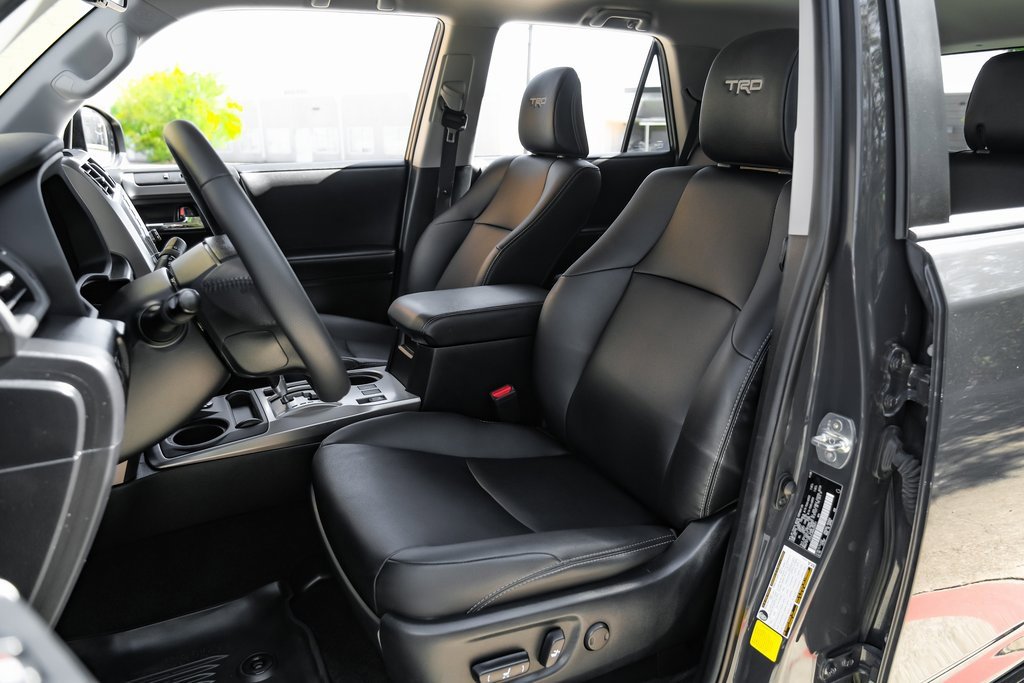 Used 2024 Toyota 4Runner TRD Sport w/ Technology Package image 32
