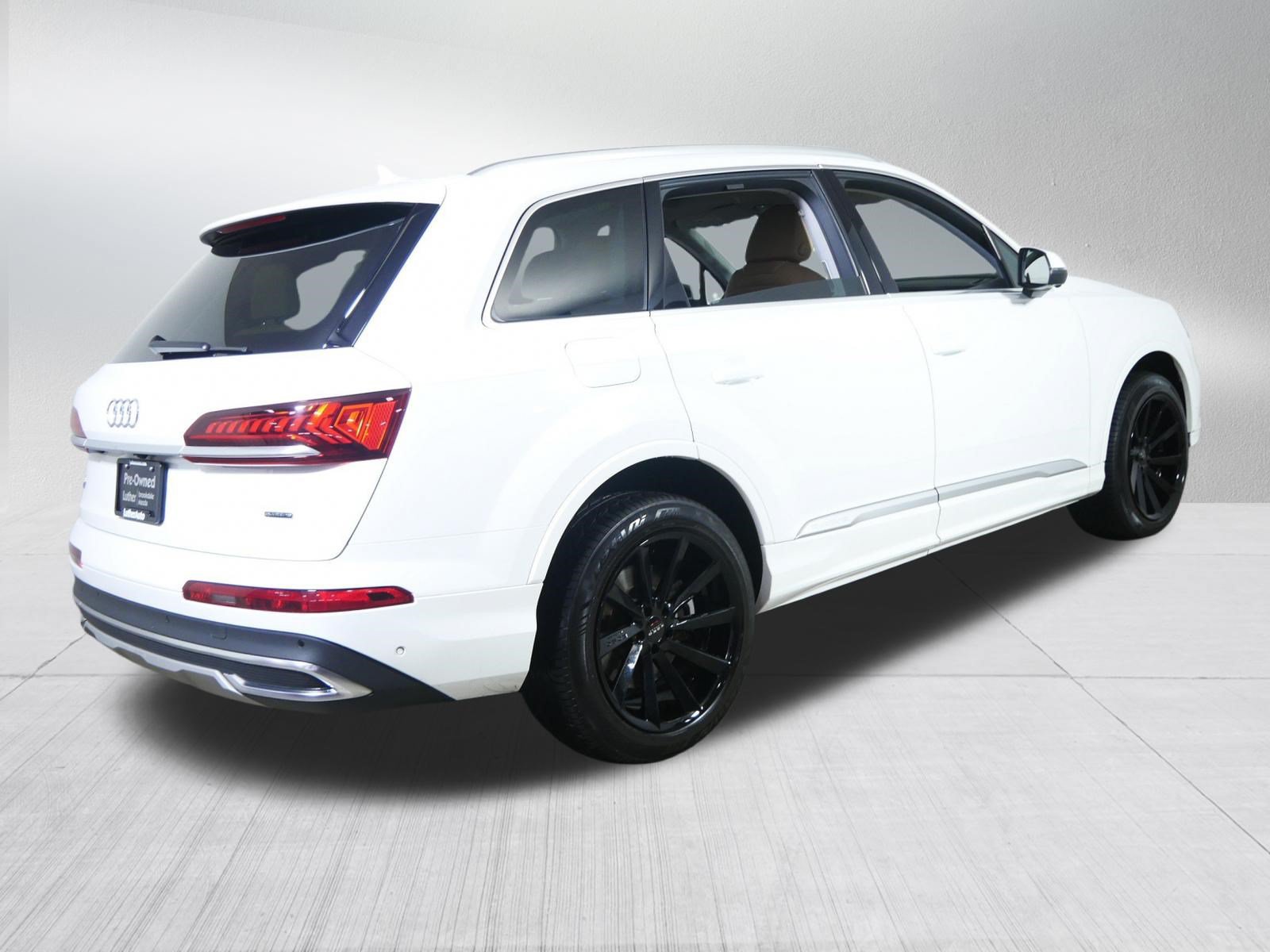 Used 2022 Audi Q7 2.0T Premium Plus w/ Premium Plus Package AWD/4WD image 7
