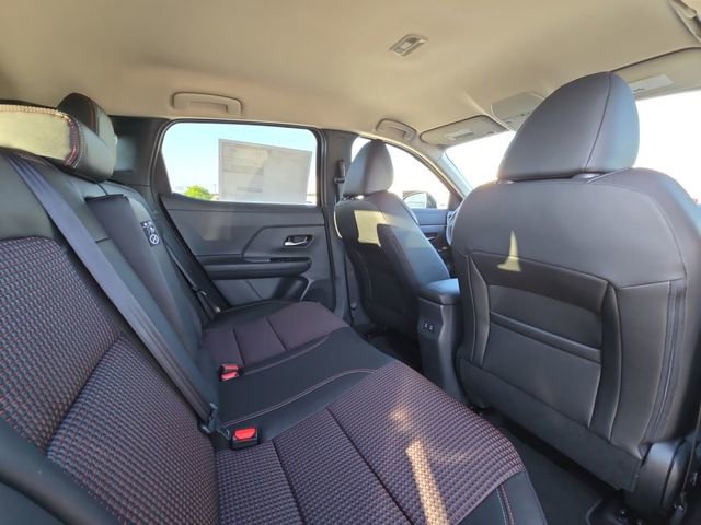 New 2026 Nissan Kicks SR image 27