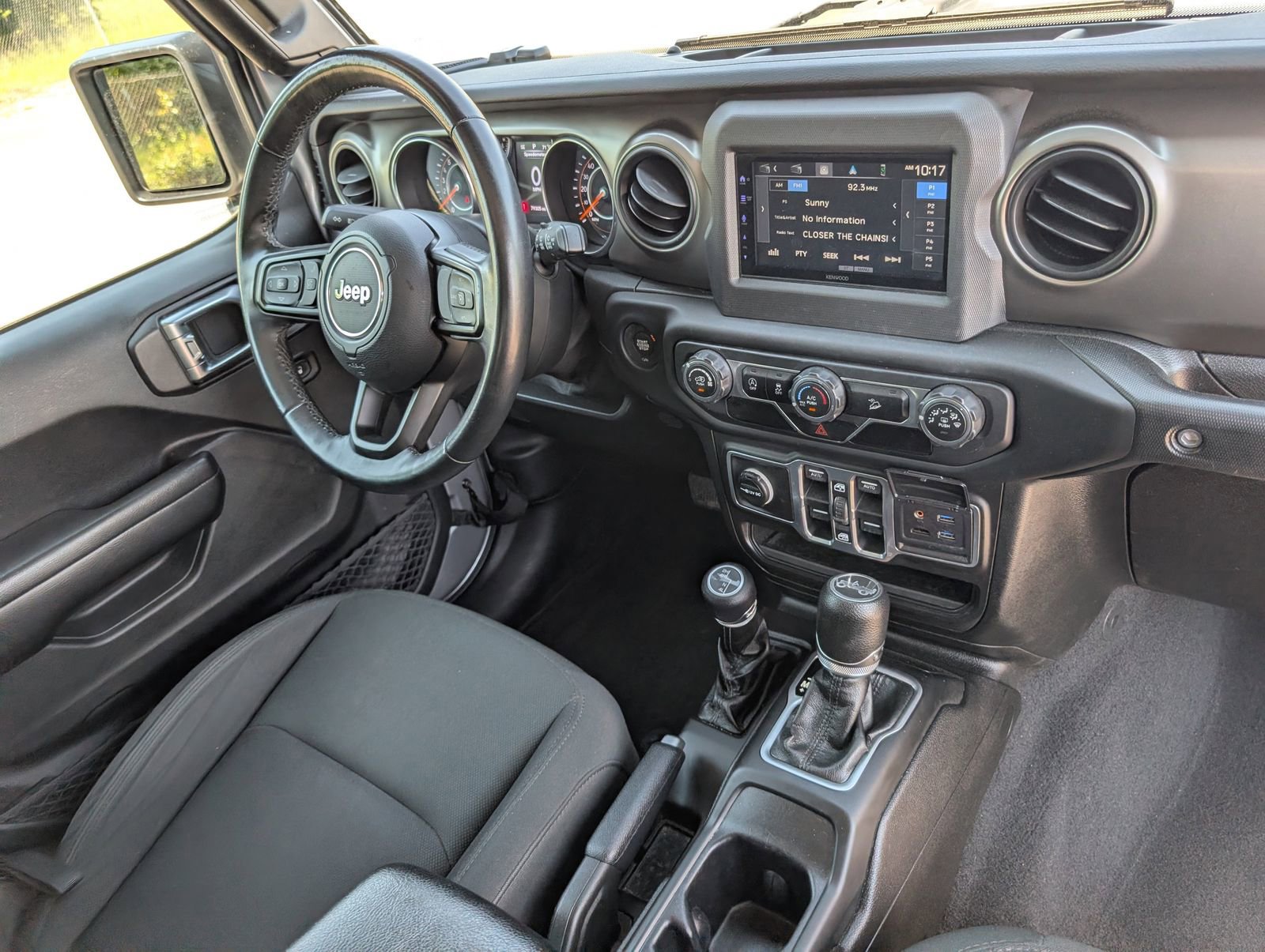 Used 2018 Jeep Wrangler Unlimited Sport S image 8