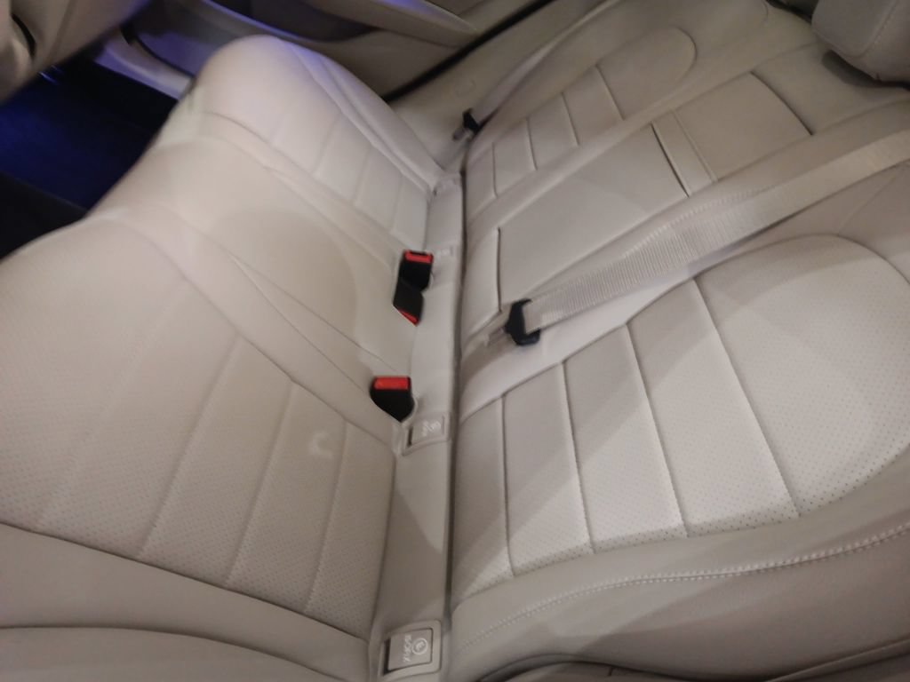 Used 2020 Mercedes-Benz GLC 300 4MATIC image 6