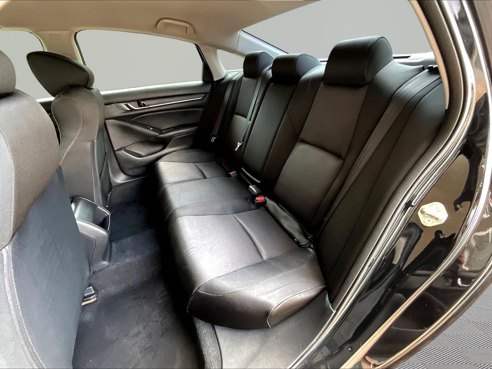 Used 2018 Honda Accord LX image 21