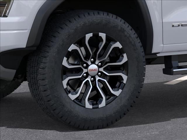 New 2026 GMC Canyon Denali AWD/4WD image 9