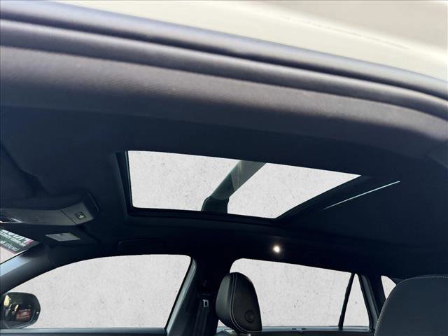 Used 2022 Volkswagen Atlas Cross Sport SEL Premium R-Line image 11