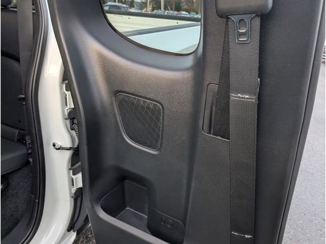 Certified 2025 Nissan Frontier SV image 11