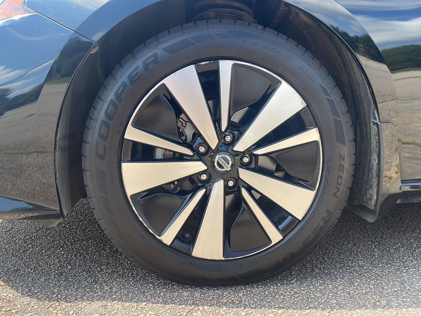 Used 2022 Nissan Altima 2.5 SV FWD image 7