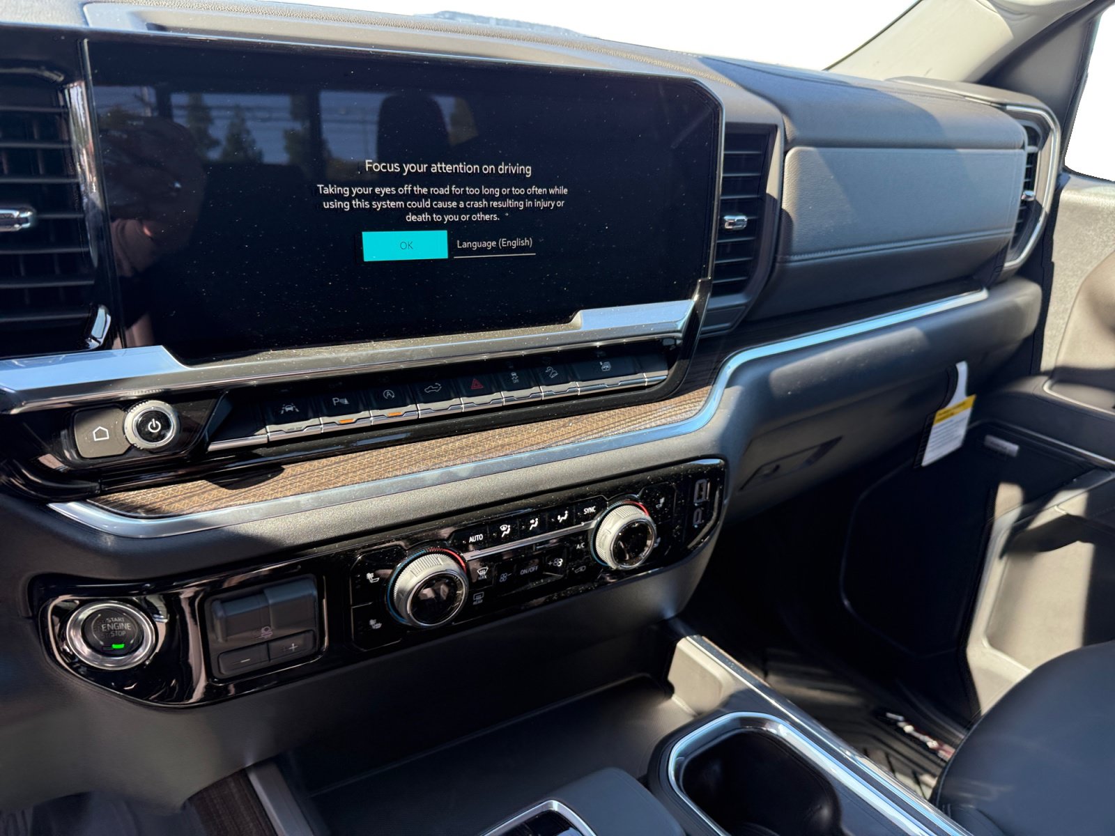 New 2026 Chevrolet Silverado 1500 RST w/ RST All Star Premium Package AWD/4WD image 12