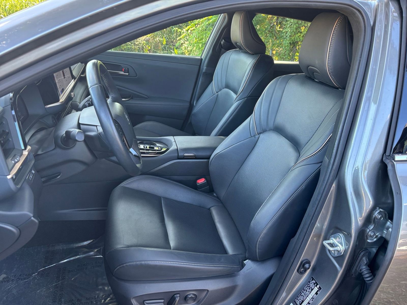 Used 2025 Toyota Crown XLE image 37