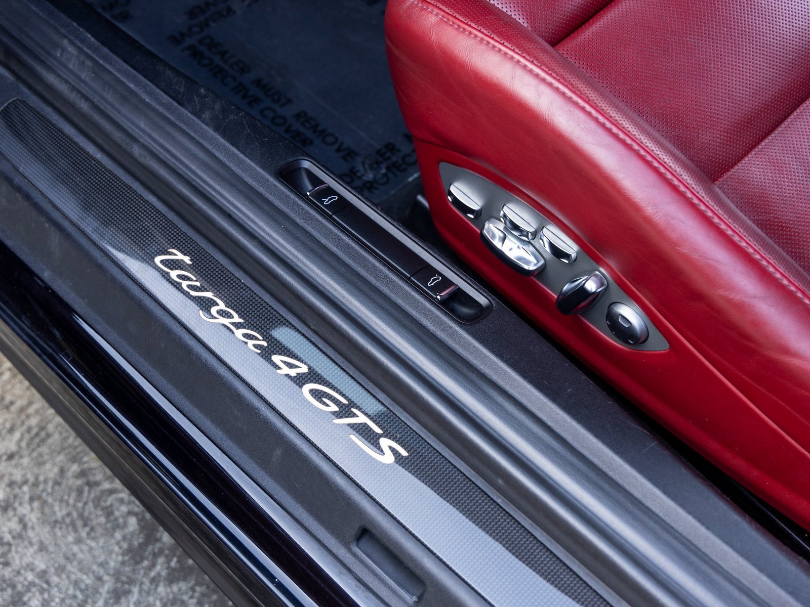 Certified 2018 Porsche 911 Targa 4 GTS image 28