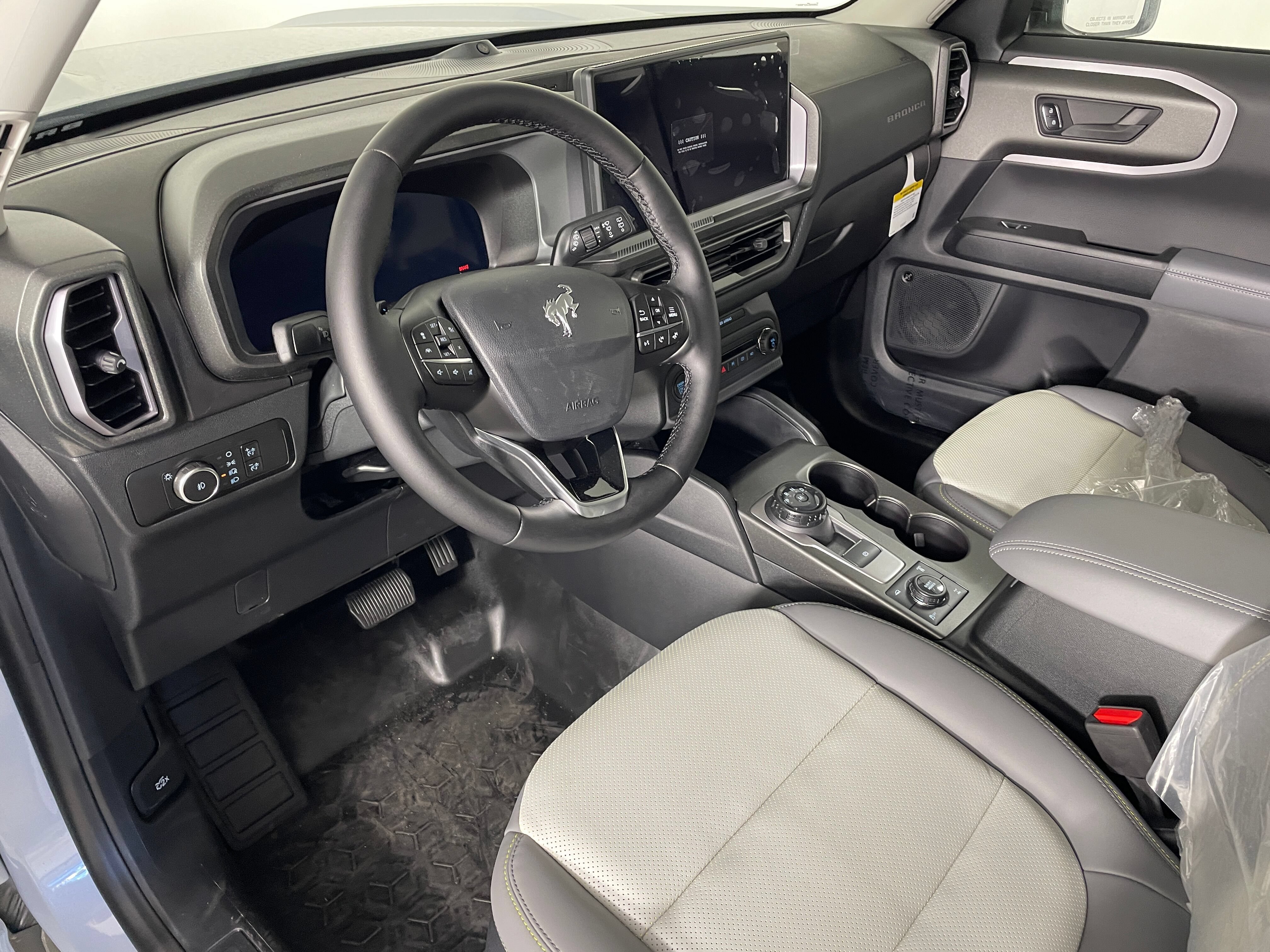 New 2026 Ford Bronco Sport Badlands w/ Badlands Tech Package AWD/4WD image 3