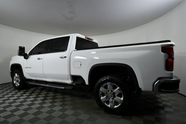 Used 2021 Chevrolet Silverado 3500 LTZ AWD/4WD image 14