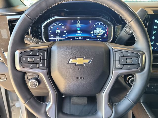 Used 2024 Chevrolet Silverado 3500 High Country AWD/4WD image 28