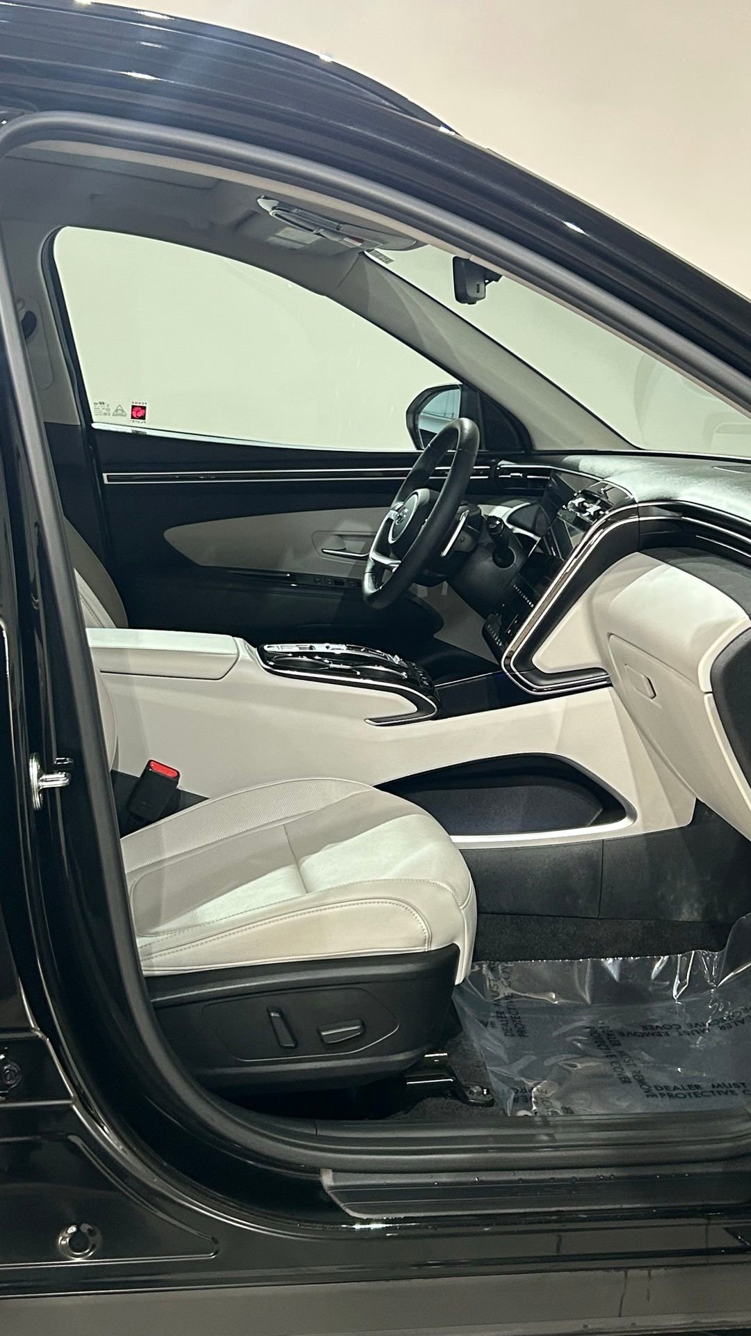 Used 2023 Hyundai Tucson Limited image 52