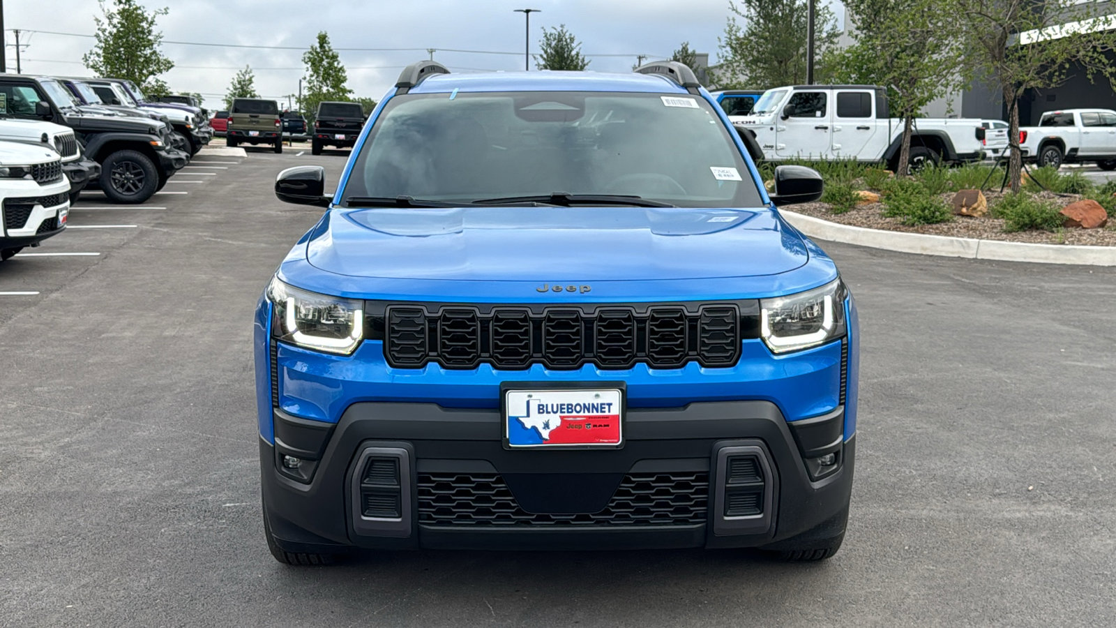 New 2026 Jeep Cherokee Laredo AWD/4WD image 2