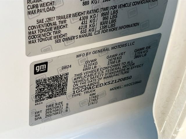 Used 2025 Chevrolet Silverado 1500 LT image 32