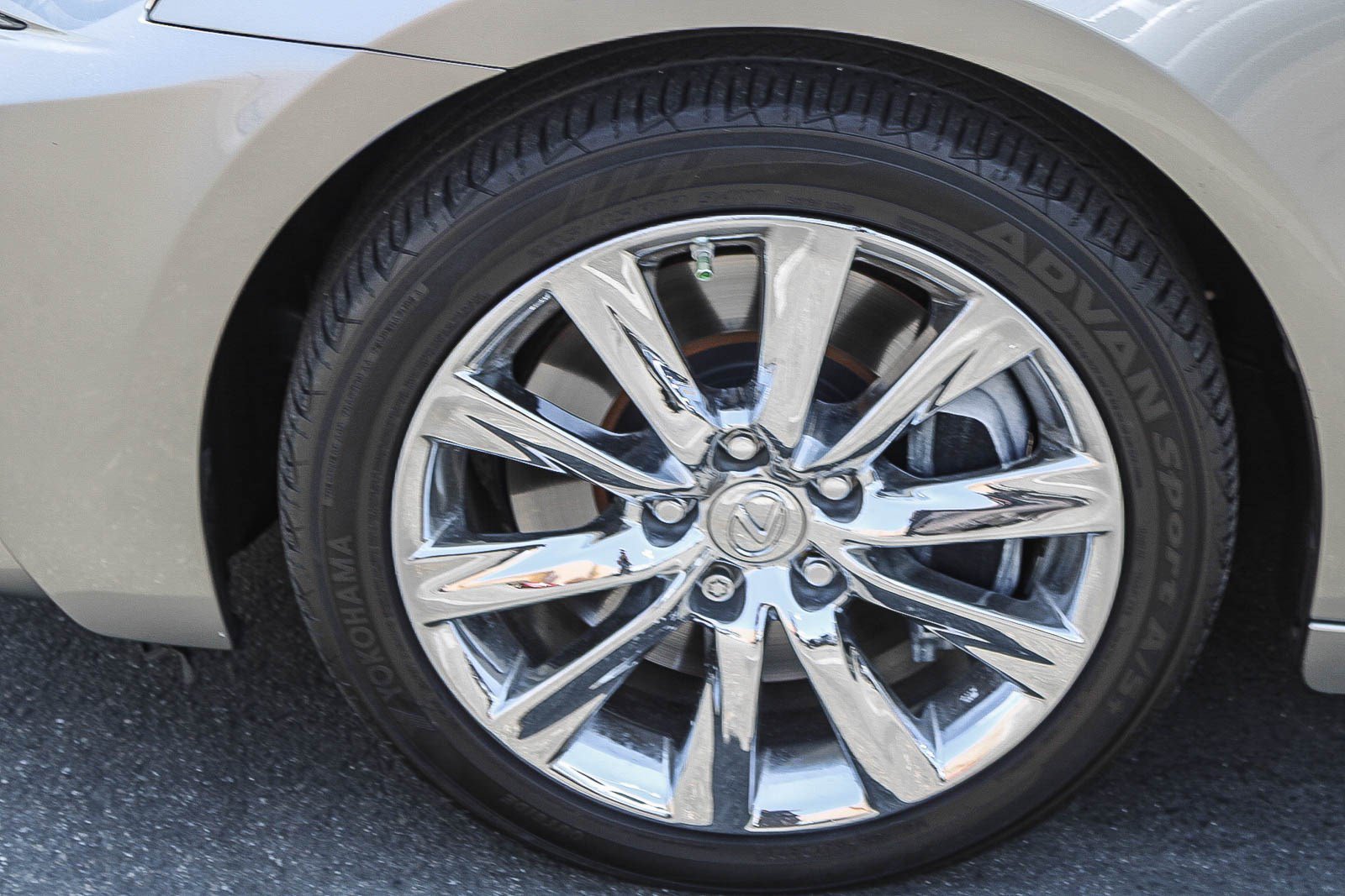 Used 2016 Lexus IS 200t RWD image 12