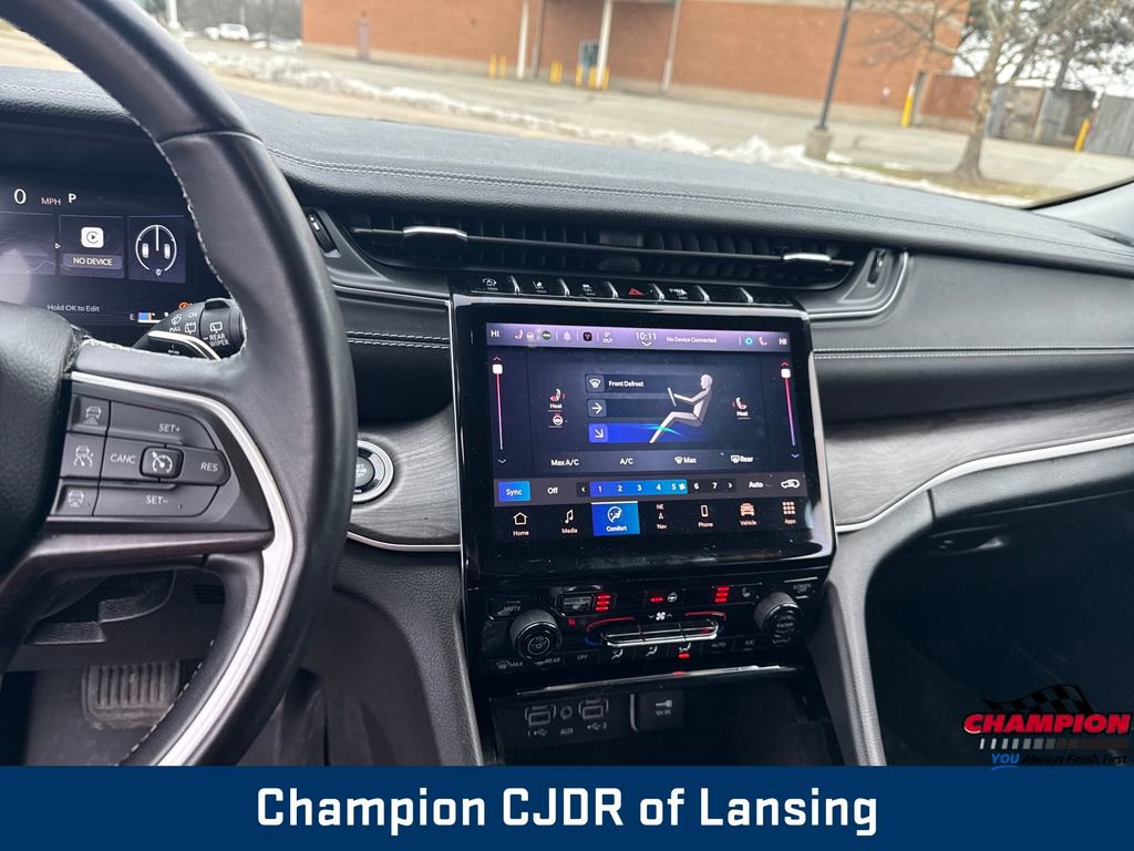 Used 2022 Jeep Grand Cherokee Limited image 20