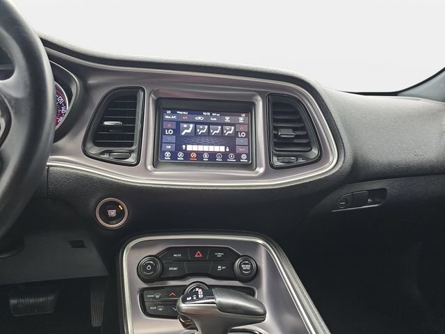 Used 2019 Dodge Challenger SXT RWD image 20