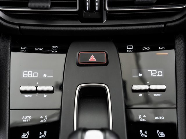 Used 2024 Porsche Macan image 20