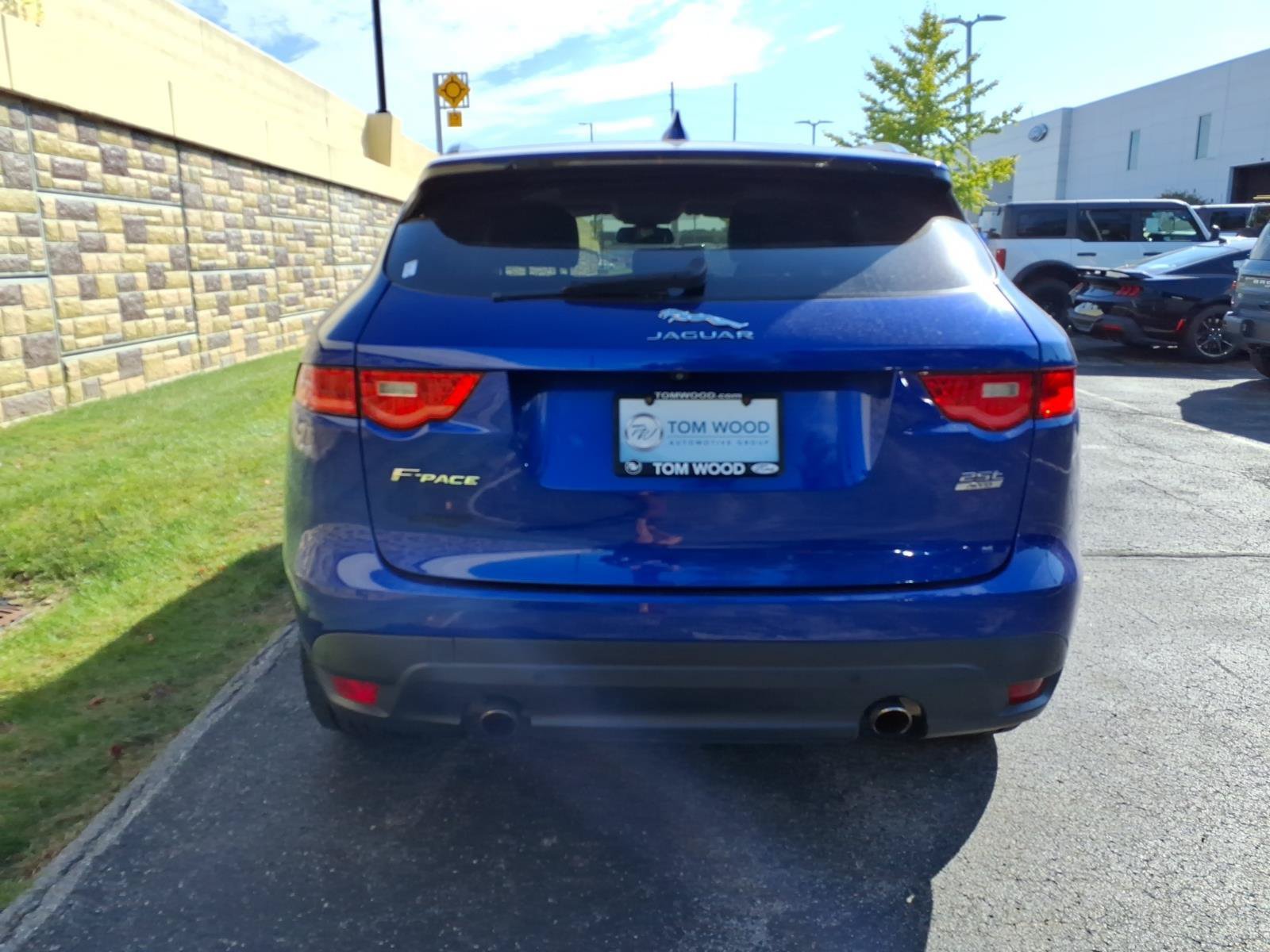 Used 2018 Jaguar F-PACE Premium AWD/4WD image 8
