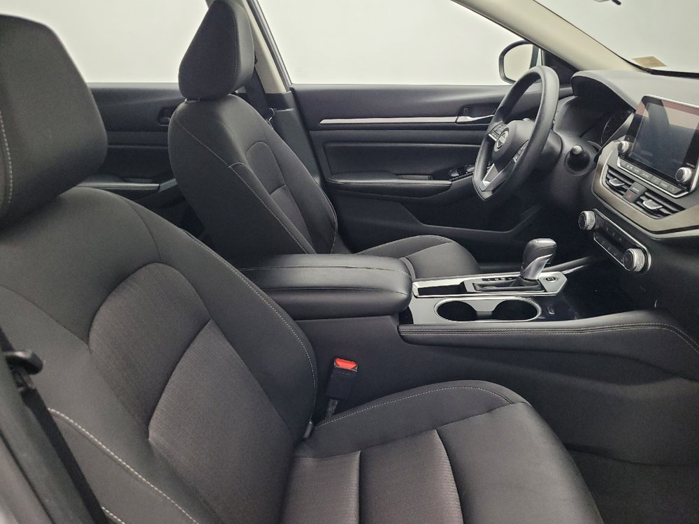 Used 2023 Nissan Altima 2.5 SV image 21