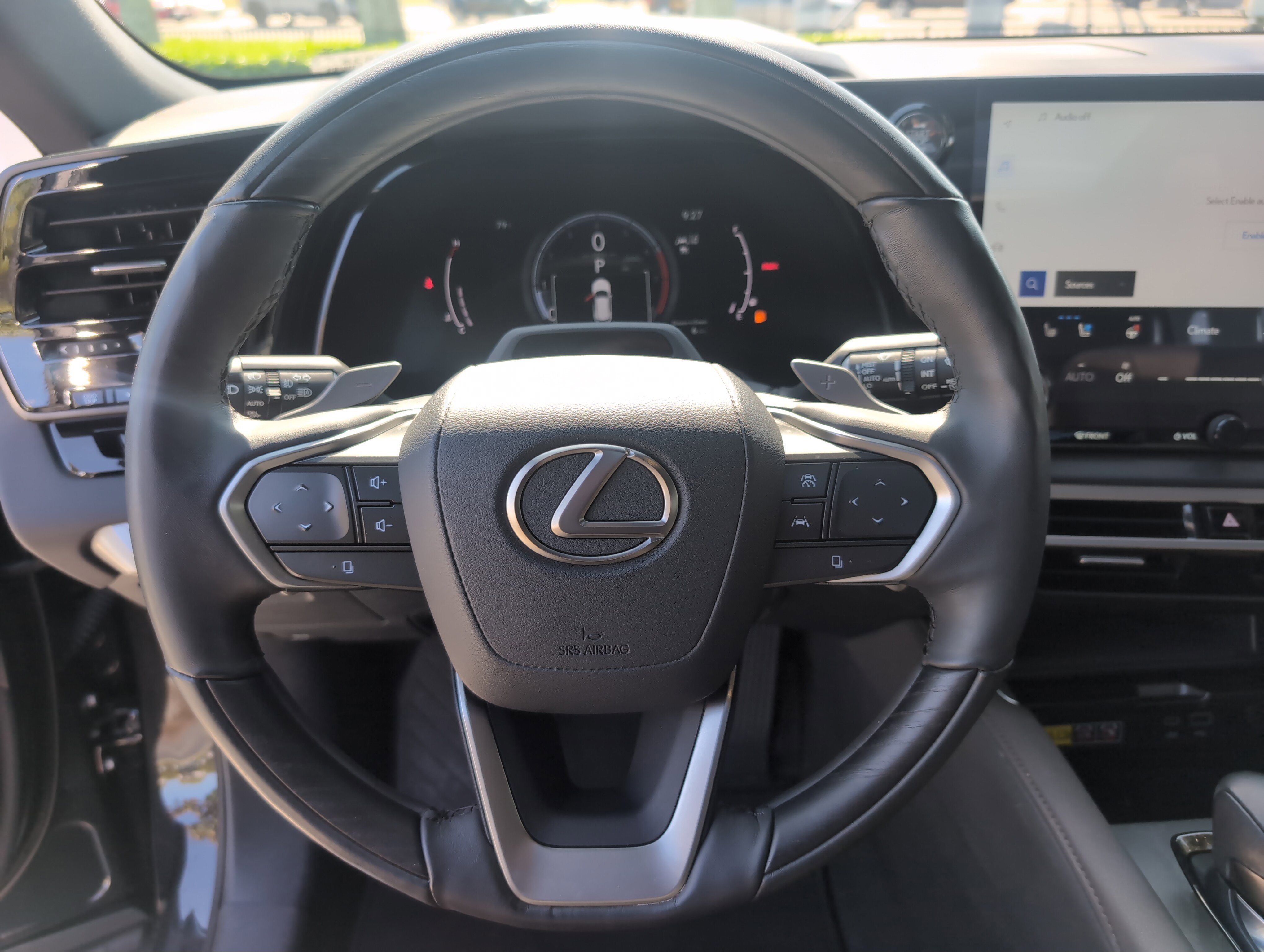 Used 2023 Lexus RX 350 FWD w/ Cold Area Package image 18