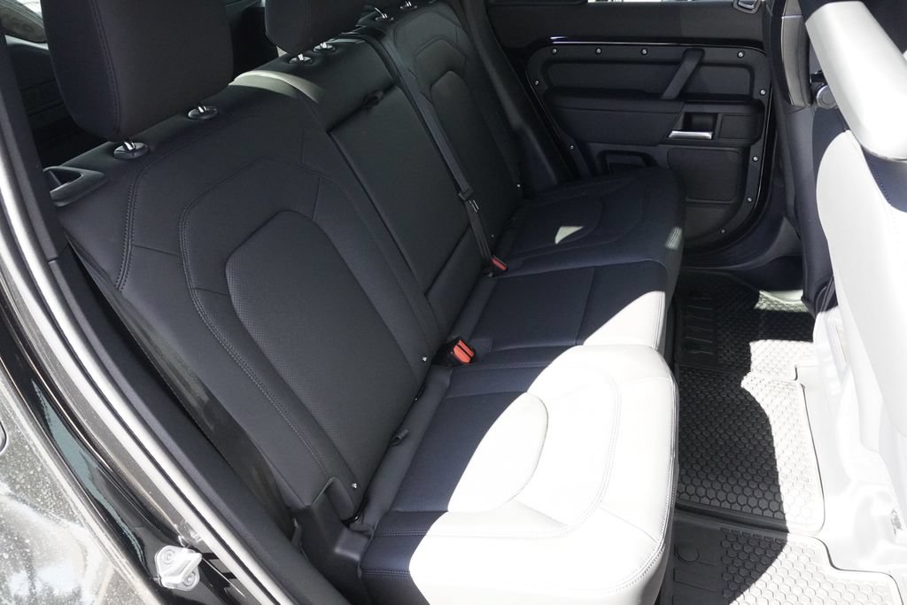 New 2026 Land Rover Defender 110 S AWD/4WD image 27