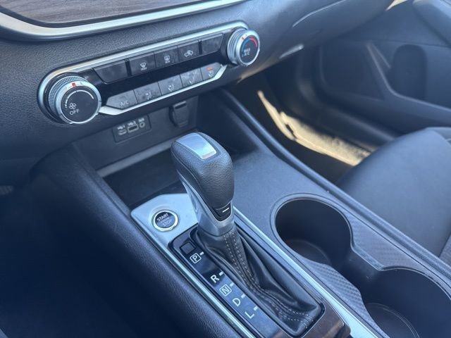 Used 2025 Nissan Altima 2.5 SV image 13