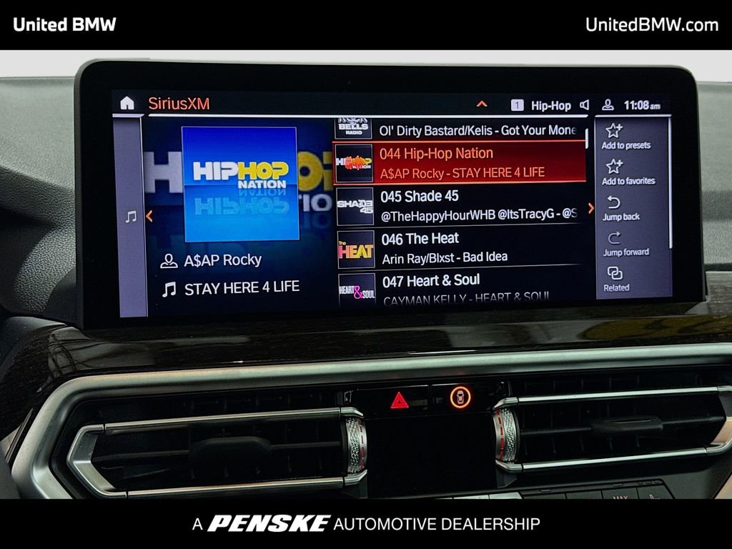 Used 2025 BMW X4 xDrive30i w/ Premium Package image 8