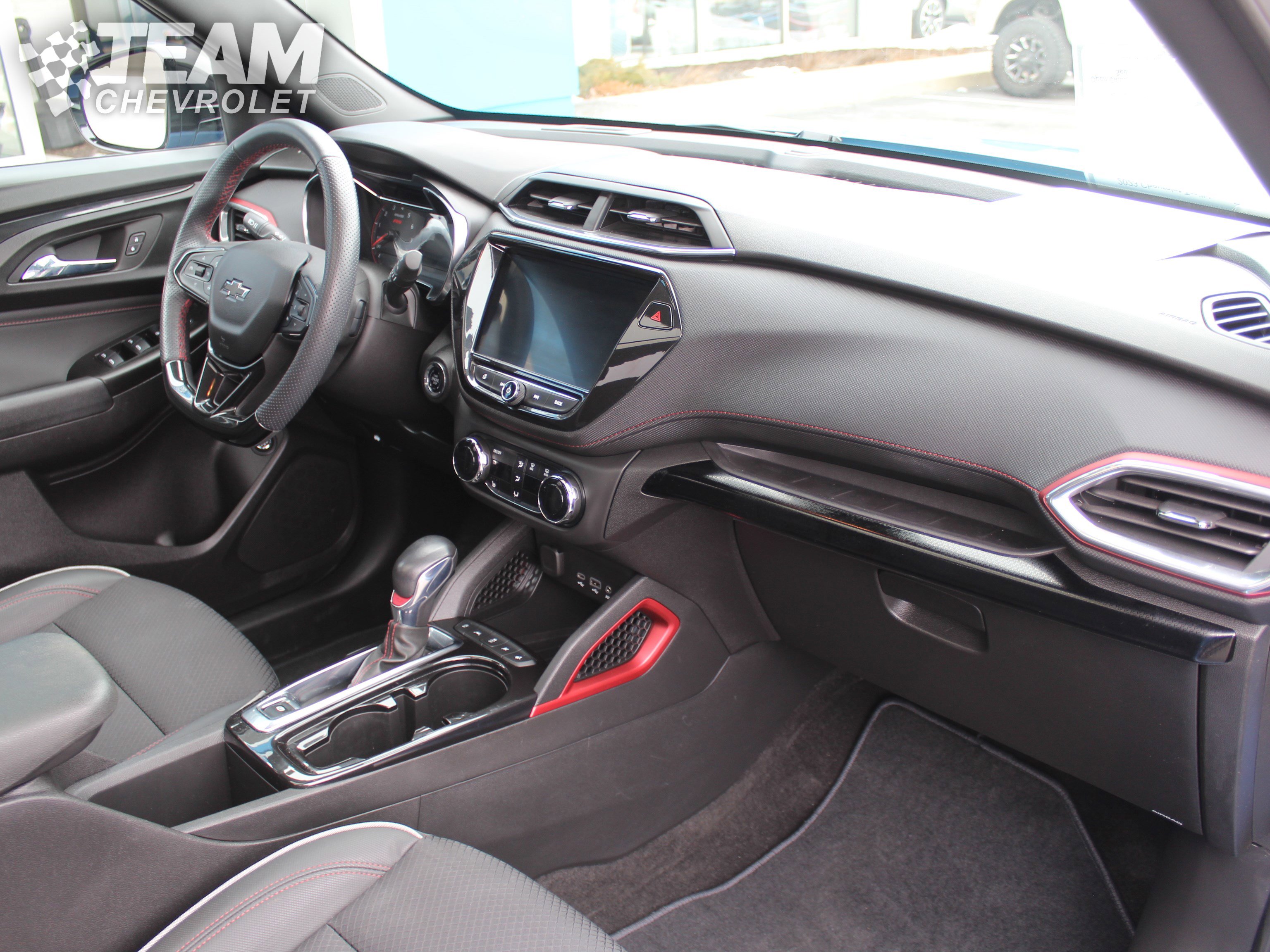 Certified 2023 Chevrolet TrailBlazer RS w/ Sun and Liftgate Package image 27