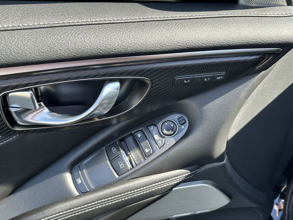 Certified 2022 INFINITI Q60 3.0t Luxe w/ Essential Package image 16