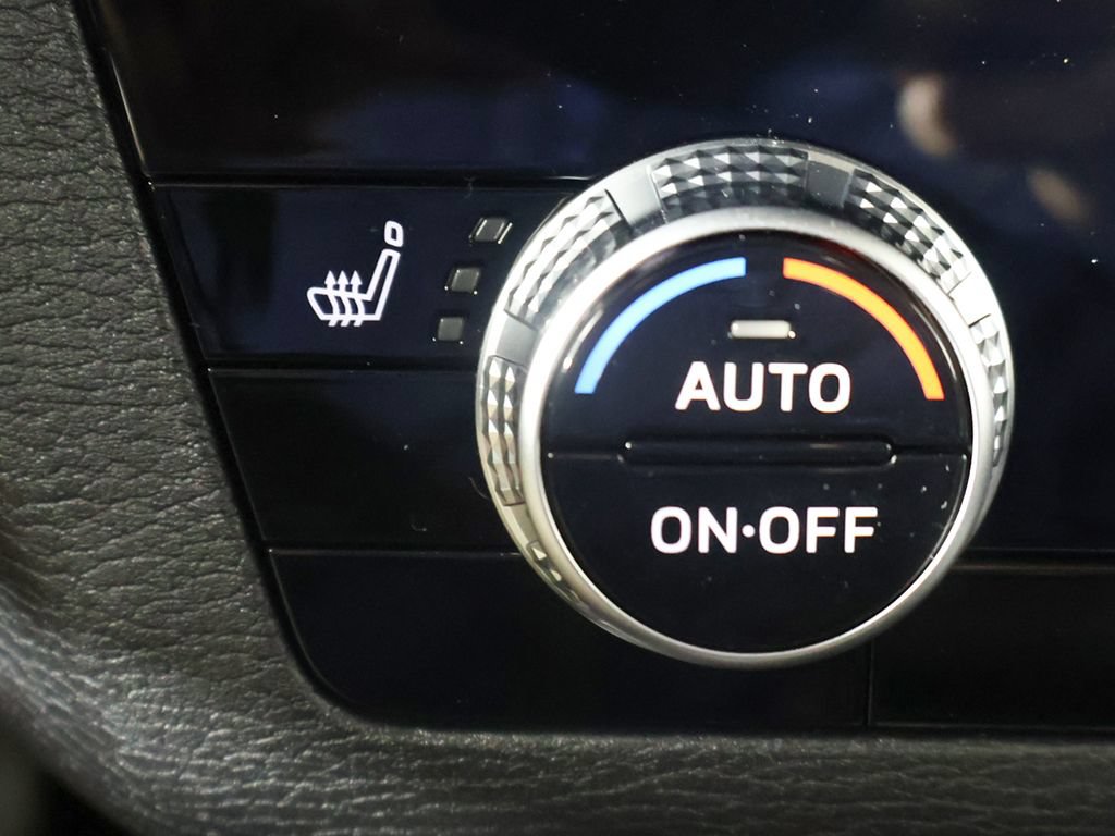 New 2026 Mitsubishi Outlander SE FWD image 50