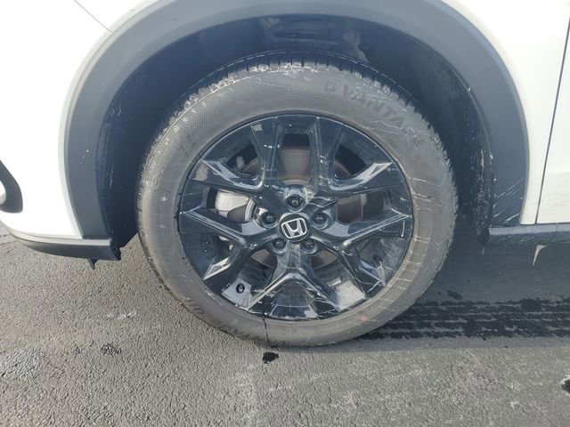 Used 2024 Honda HR-V Sport image 17
