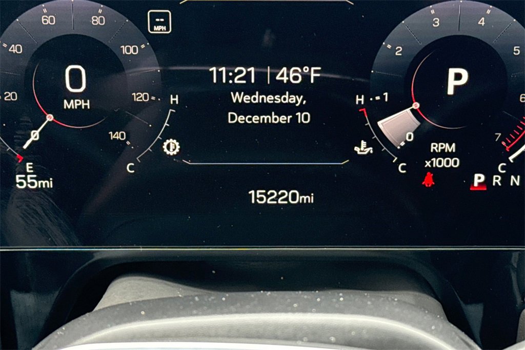 Used 2025 GMC Yukon Elevation image 37