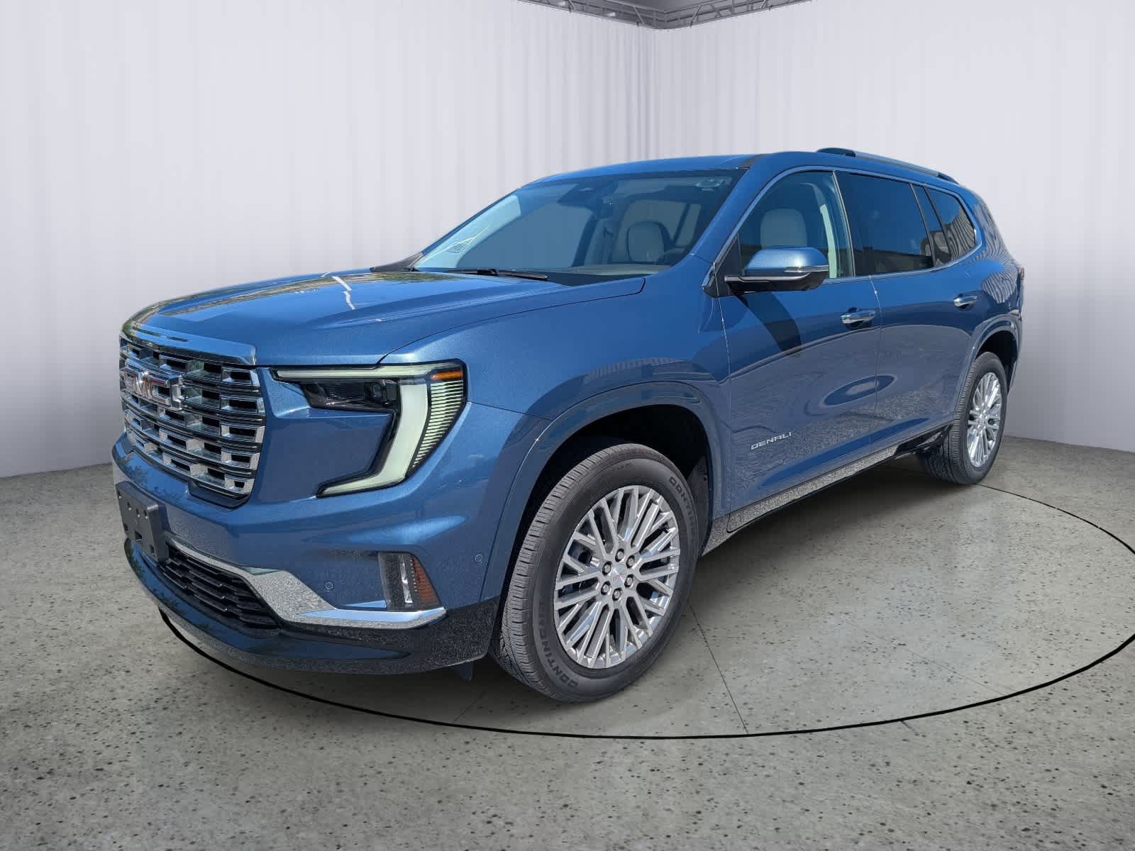 Used 2025 GMC Acadia Denali w/ Super Cruise Package FWD image 6