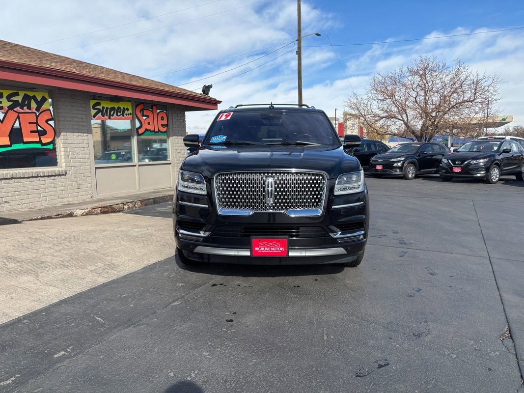 Used 2019 Lincoln Navigator Reserve image 6