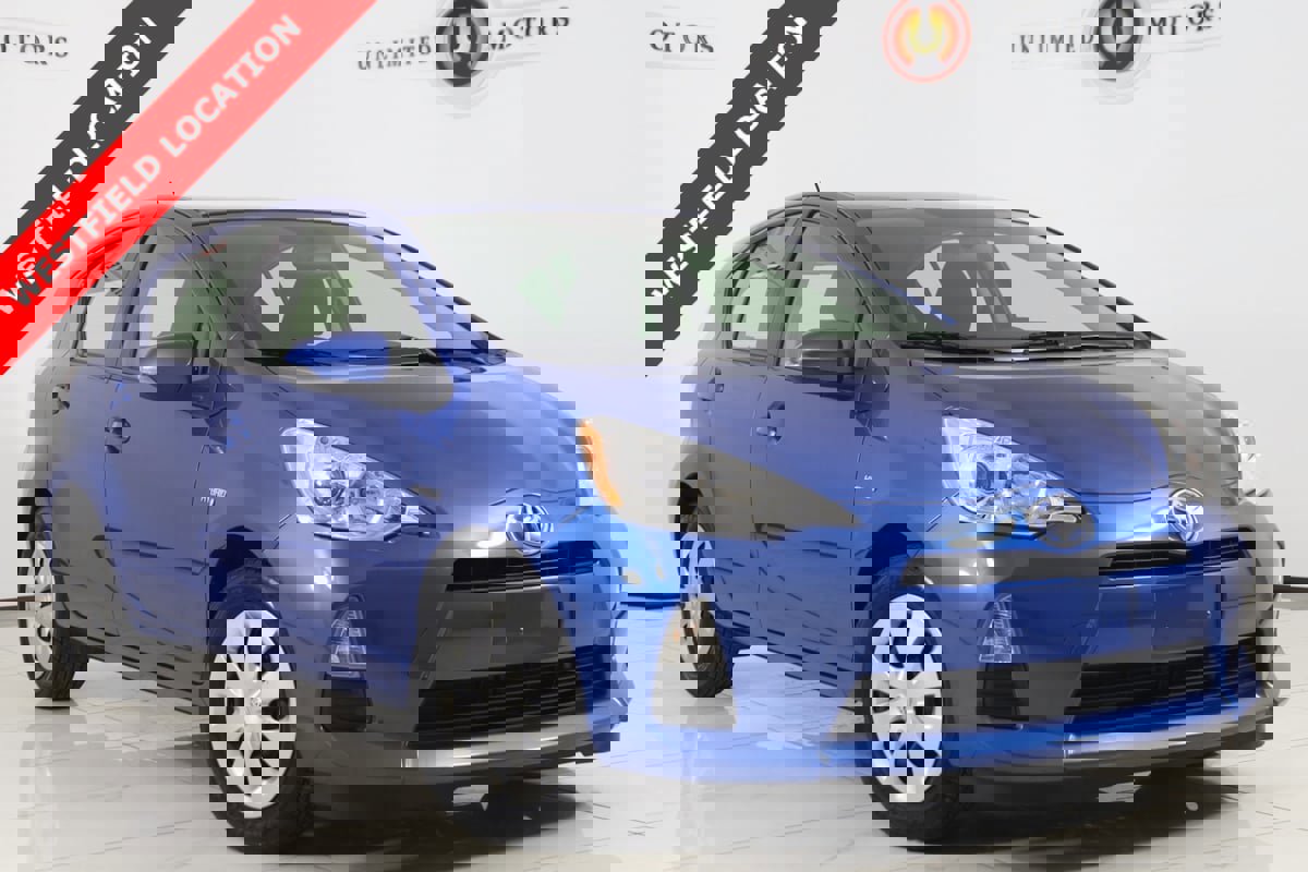 Used 2014 Toyota Prius C Two image 1