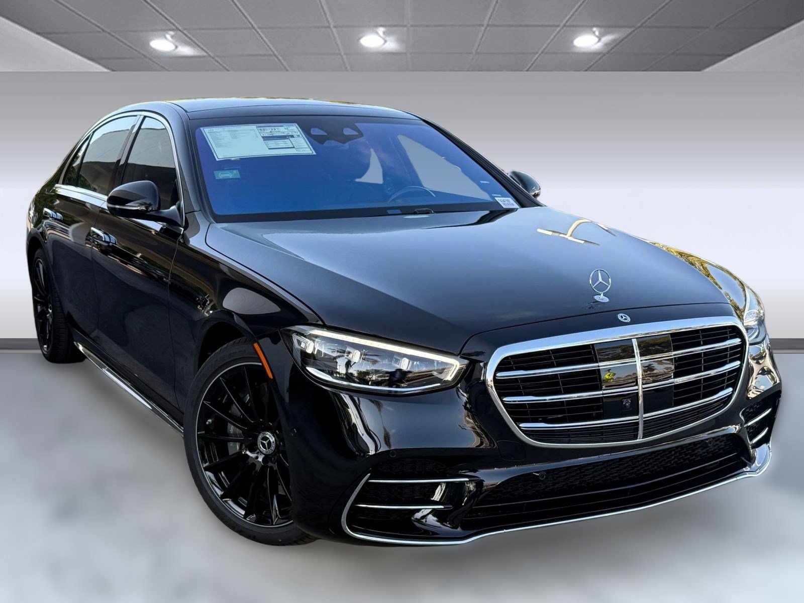 New 2026 Mercedes-Benz S 580e 4MATIC Sedan image 5