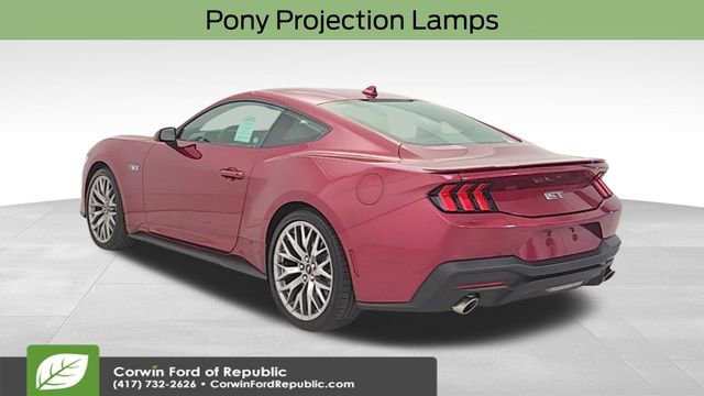 Used 2025 Ford Mustang GT Premium RWD image 6