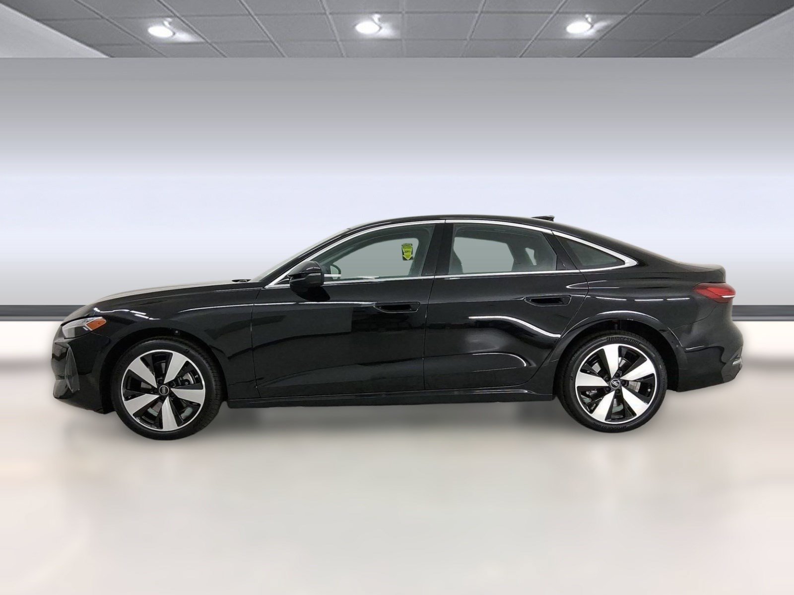 Used 2025 Audi A5 2.0T Premium Plus w/ Premium Plus AWD/4WD image 2