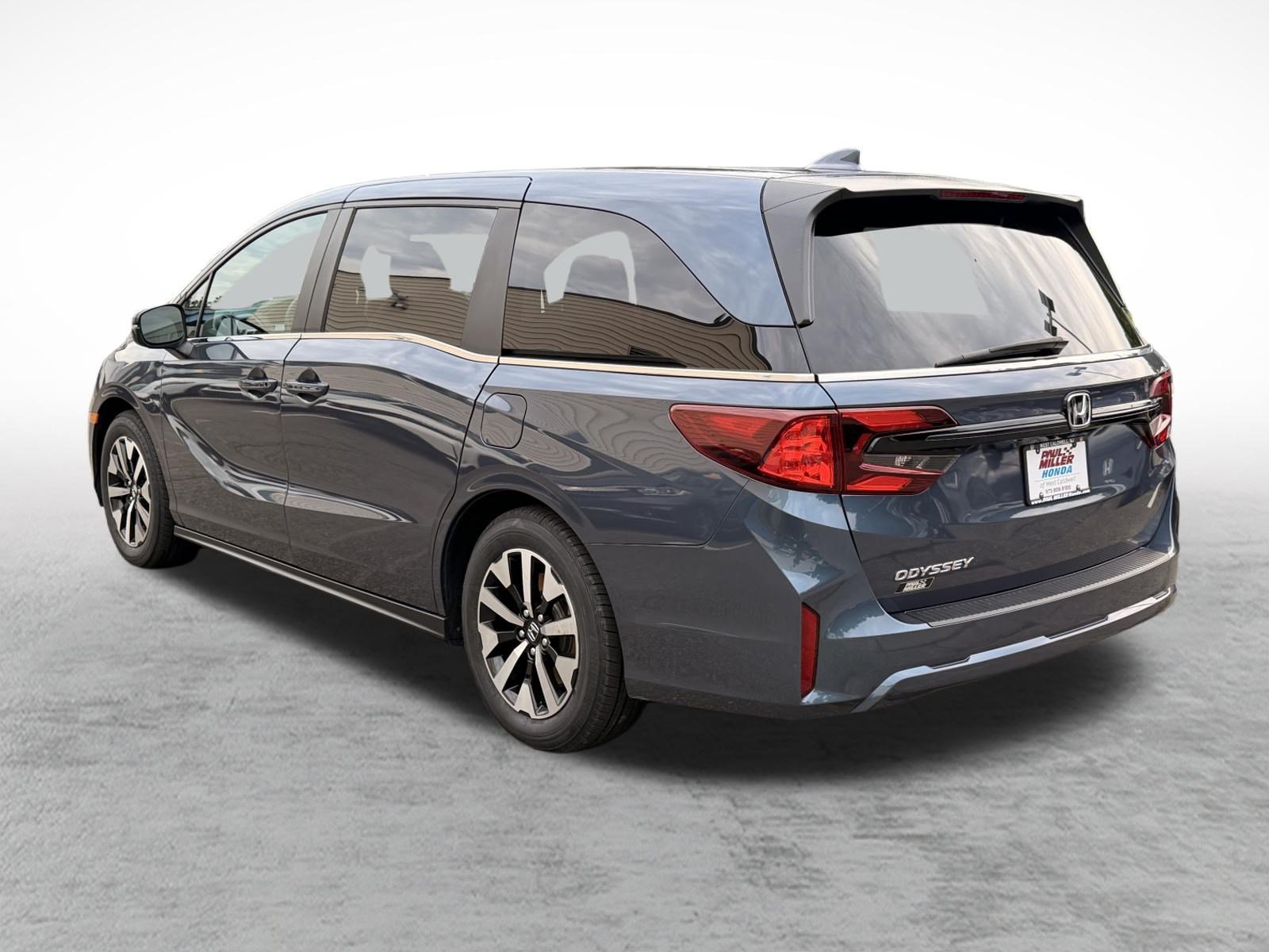 Used 2025 Honda Odyssey EX-L image 4