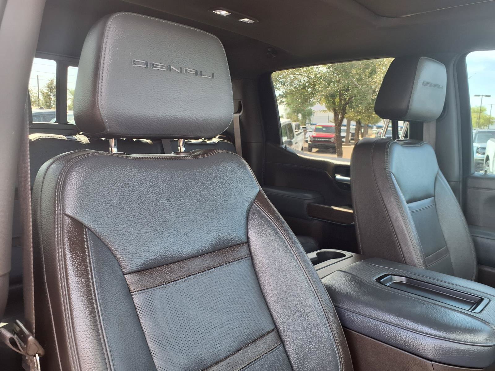 Used 2021 GMC Sierra 1500 Denali w/ Denali Ultimate Package AWD/4WD image 12