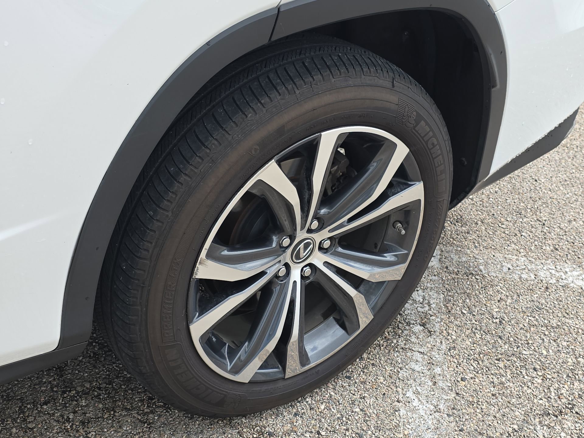 Used 2018 Lexus RX 350L FWD image 10