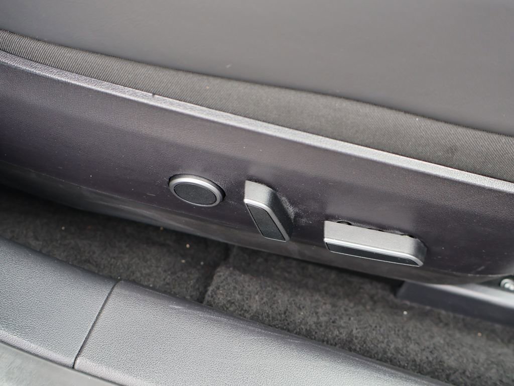 Used 2021 Tesla Model 3 Standard Range Plus RWD image 33