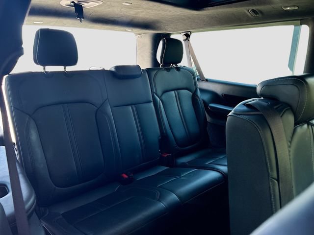 Used 2024 Jeep Grand Wagoneer L Series II w/ Quick Order Packagew 28T AWD/4WD image 25